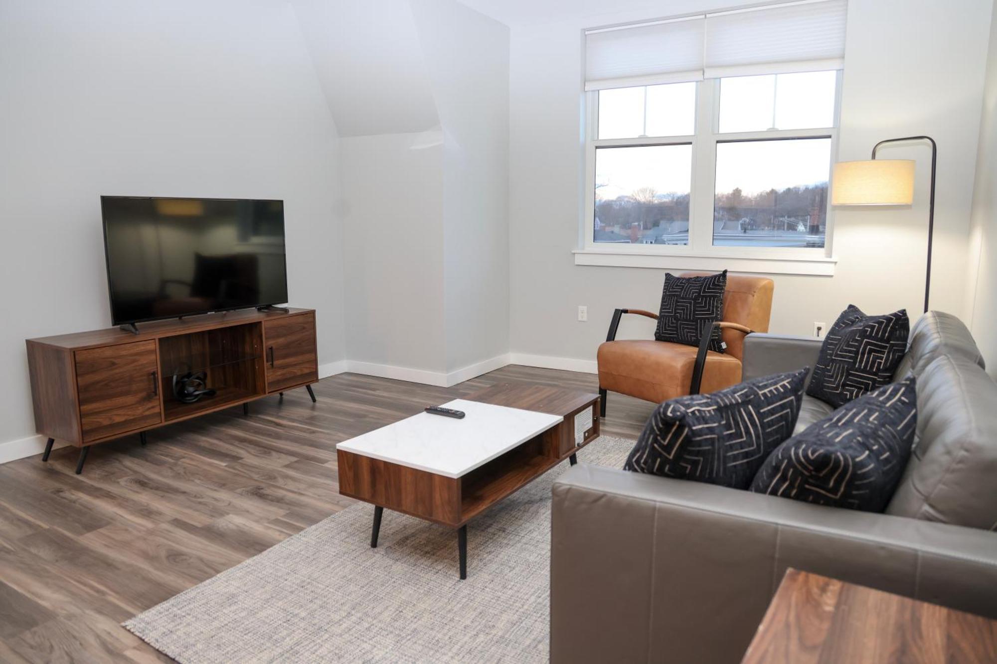 Luxury Apartment With Gym, Steps From Commuter Rail #4011 Reading Buitenkant foto